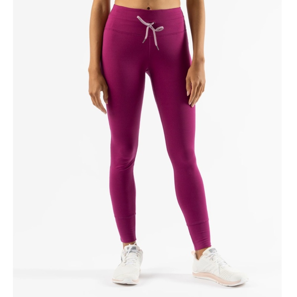 Women's Rabbit Magenta Leggings